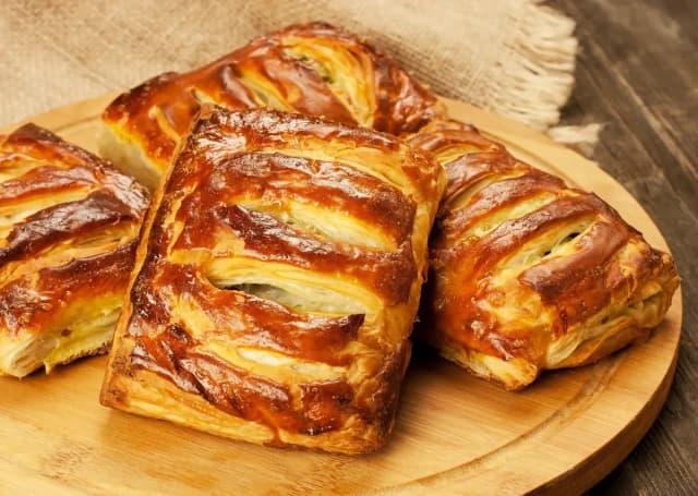 Ile piec ciastka z ciasta francuskiego, aby były idealne? Ile piec ciastka z ciasta francuskiego, aby były idealne?
